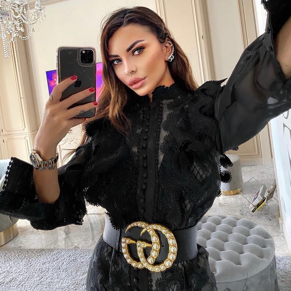 GUCCI
Calfskin Pearl Double G Wide Belt